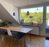 Schöne Dachgeschosswohnung in Sülz - Köln Lindenthal