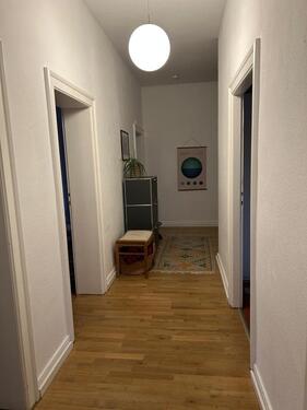 Foto - 5-Zimmer-Altbauwohnung mit Balkon im Herzen von Niederrad