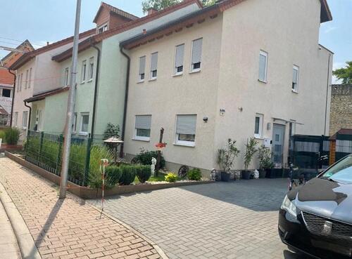 Foto - Reihenendhaus mit 5 Zimmer mit Keller direkt an der Fleckenmauer