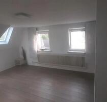 Dachgeschoss-Wohnung - 500,00&nbsp;EUR Kaltmiete, ca.&nbsp; 70,00&nbsp;m&sup2; in Allendorf (Lumda) (PLZ: 35469)