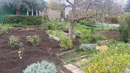 Foto - Garten abzugeben Dölzschen - 2.000,00&nbsp;EUR Kaltmiete, ca.&nbsp; 0,00&nbsp;m&sup2;