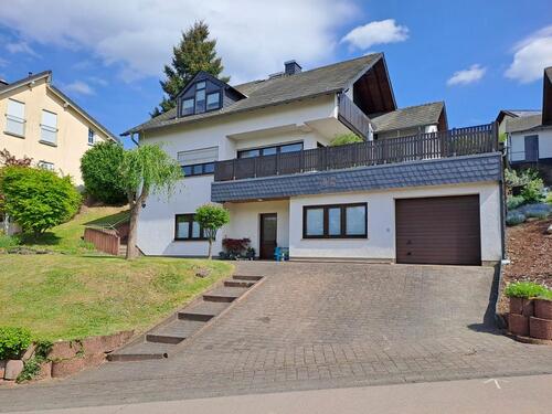 Foto - Haus mit Einliegerwohnung und großem Garten in Waldrach