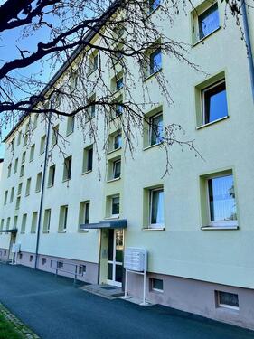 Foto - 4-Raum-Wohnung im Dachgeschoss - 516,00&nbsp;EUR Kaltmiete, ca.&nbsp; 85,87&nbsp;m&sup2;