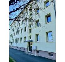 4-Raum-Wohnung im Dachgeschoss - 516,00&nbsp;EUR Kaltmiete, ca.&nbsp; 85,87&nbsp;m&sup2; in Oelsnitz (Vogtland) (PLZ: 08606)