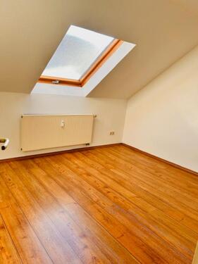 Foto - Dachgeschoßwohnung in Zwenkau zur Miete