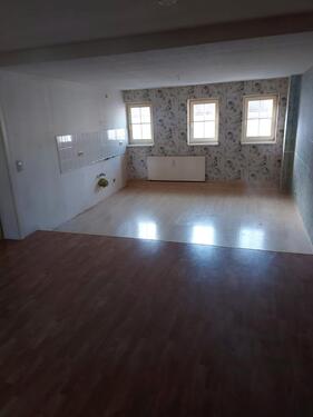 Foto - zentrale 3 Zimmer Wohnung - 455,00&nbsp;EUR Kaltmiete, ca.&nbsp; 89,00&nbsp;m&sup2;