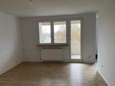 Foto - *Frisch renovierte 3-Zimmerwohnung mit Balkon und toller Aussicht*