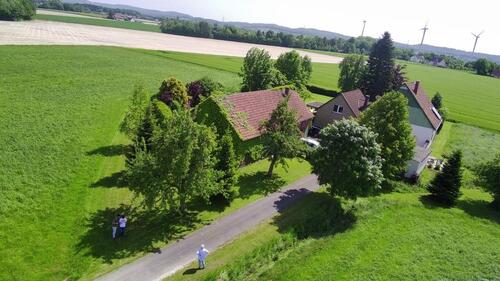 Foto - Großes Grundstück und Haus in Leopoldshöhe