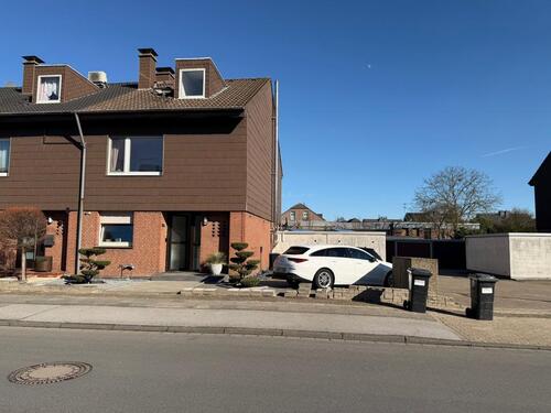 Foto - 6 Zimmer Reihenhaus zum Kaufen in Duisburg