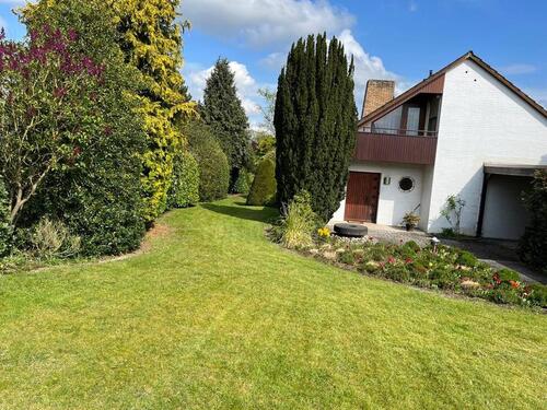 Foto - Einfamilienhaus in Oyten - 1.500,00&nbsp;EUR Kaltmiete, ca.&nbsp; 120,00&nbsp;m&sup2;