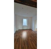 Schöne Dachgeschoss Wohnung mit Einbauküche sofort bezugsfertig - Herne Eickel