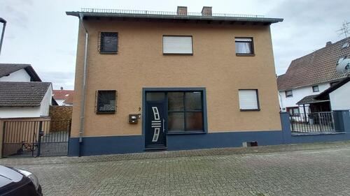 Foto - Freistehendes Einfamilienhaus zu verkaufen