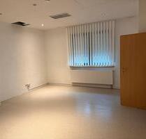 Büroraum zu vermieten - 400,00 EUR Kaltmiete, in Werl (PLZ: 59457)