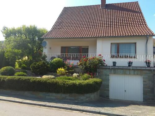 Foto - Freistehendes Haus mit schönem Grundstück im Sauerland