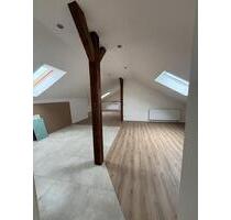 Moderne helle Dachgeschosswohnung Erstbezug für Alleinstehende - Ostercappeln
