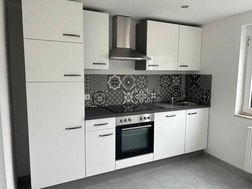 Foto - 85 qm 4 Zi. Wohnung neu saniert!