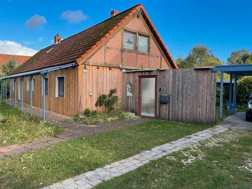 Foto - Kleines Handwerkerhaus mit zwei Wohnungen und großem Obstgarten