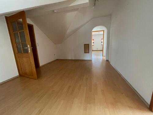 Foto - Wohnung in TrashamRuderting - 500,00&nbsp;EUR Kaltmiete, ca.&nbsp; 90,00&nbsp;m&sup2;