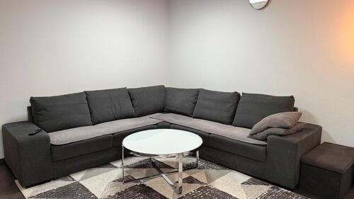 Foto - Zentrale 4-Zimmer-Wohnung (Küche muss übernommen werden: 3.000€)