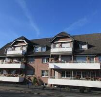 Frisch renovierte Maisonettenwohnung mit Küche in bester Neukirchen-Vluyn