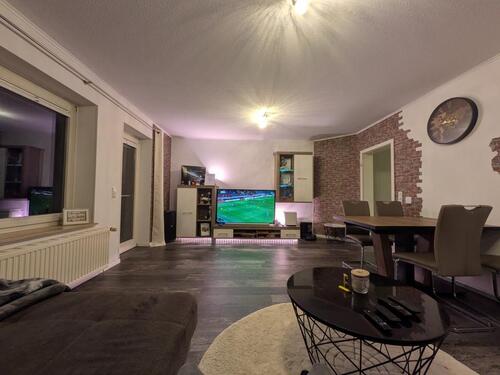 Foto - Erdgeschoss Wohnung im 4 Parteien Haus