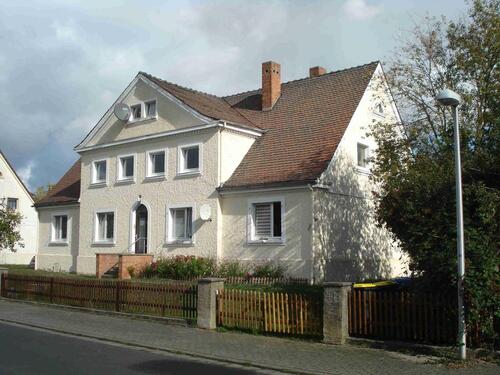 Foto - Praktische 3-Zimmer-Dachgeschosswohnung in Borken (Hessen)