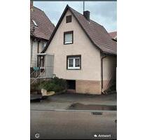 Einfamilienhaus zu Verkaufen - 250.000,00&nbsp;EUR Kaufpreis, ca.&nbsp; 105,00&nbsp;m&sup2; in Kornwestheim (PLZ: 70806)