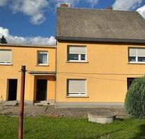 Einfamilienhaus in Putzkau - 165.000,00&nbsp;EUR Kaufpreis, ca.&nbsp; 115,00&nbsp;m&sup2; in Bischofswerda (PLZ: 01877)
