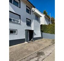 Top-Investition Haus + Wohnung - 260.000,00&nbsp;EUR Kaufpreis, ca.&nbsp; 75,00&nbsp;m&sup2; in Seitingen-Oberflacht (PLZ: 78606)