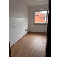 Helle, neu renovierte, 4 - Zimmer Wohnung zu vermieten - Wunstorf
