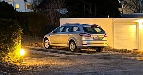 Foto - Abstellplatz 7 Meter mit Reifenschonermatten,Strom,Video..,,