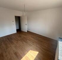 Kernsanierte 35 m² Wohnung im 2. OG mit großer Wohnküche - Bochum Bochum-Mitte