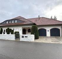 Igel-Schauinsland, exklusive 4-Zimmer-Erdgeschosswohnung mit EBK, Balkon und Garten - Welschbillig