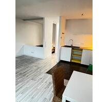 Provisionsfreie, neuwertige 1-ZW mit Balkon, gehobene Ausstattung - Offenbach am Main Bieberer Berg