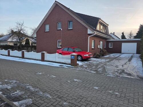 Foto - Vermietetes Zweifamilienhaus - 420.000,00&nbsp;EUR Kaufpreis, ca.&nbsp; 188,00&nbsp;m&sup2;