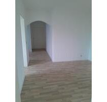 3 Zimmer Küche Bad Wohnung in 1 Etage mit Balkon u.Garage. - Enger