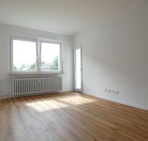 **Top aufgeteilte 3-Raum-Wohnung mit Balkon - Erstbezug nach Sanierung!** - Mülheim an der Ruhr Dümpten