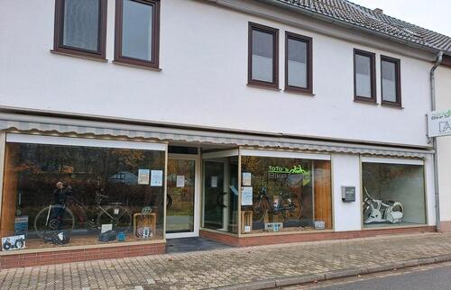 Foto - Gewerbeimmobilie zu mieten - 900,00&nbsp;EUR Kaltmiete,