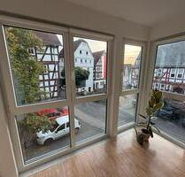 3-Zimmer-Wohnung mit hellem Erker in Homberg (Ohm) - Kernstadt