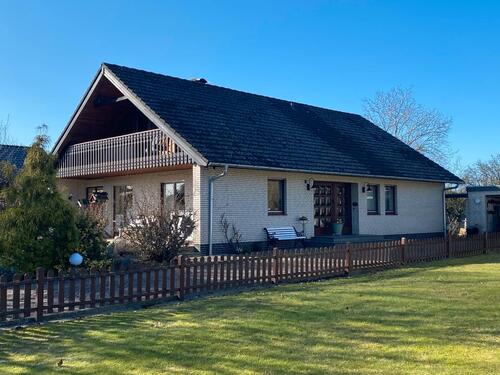 Foto - 4 Zimmer Einfamilienhaus zum Kaufen in Schwarzenbek