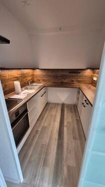 Foto - Barrierefreie 2-Zimmer-Wohnung mit Einbauküche und Balkon