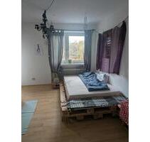 1 Zimmer in wg - 430,00&nbsp;EUR Kaltmiete, ca.&nbsp; 20,00&nbsp;m&sup2; in Marburg (PLZ: 35037)