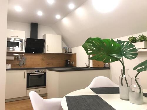 Foto - Möbliertes Apartment, möblierte Wohnung