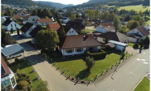 Foto - Provisionsfrei Einfamilienhaus mit Sonnigem großem Grundstück