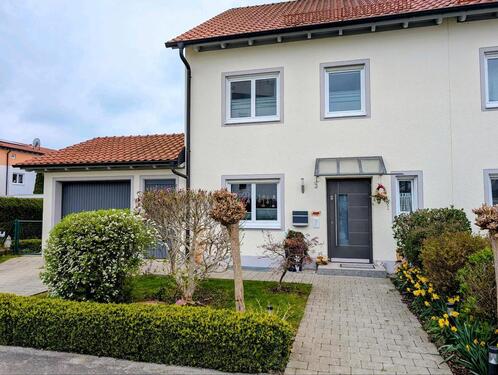 Foto - sehr schöne Doppelhaushälfte mit Garten und Garage zu vermieten