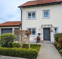 sehr schöne Doppelhaushälfte mit Garten und Garage zu vermieten - Mindelheim