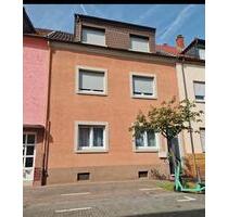 2 Familienhaus mit 2 Garagen in LU-Mundenheim ohne Makler - Ludwigshafen am Rhein