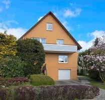 Schönes Zweifamilienhaus in ruhiger Lage in Rinteln