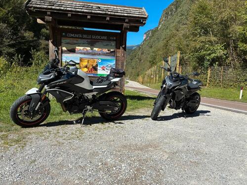 Foto - MotorradAuto Stellplätze mit Strom, frostsicher und trocken