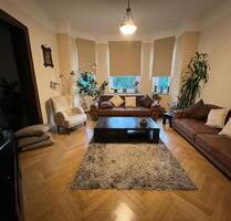 Großzügige 5-Zimmer-Wohnung mit zwei Balkonen, Weserblic - Hameln